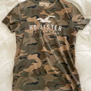 Hollister, Size M, Camo shirt